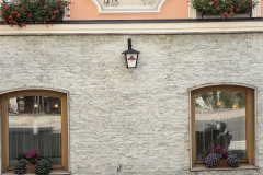 Austria 670R